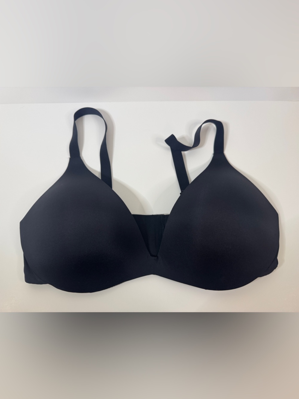 Skims Smooth Black T-Shirt Bra 40D